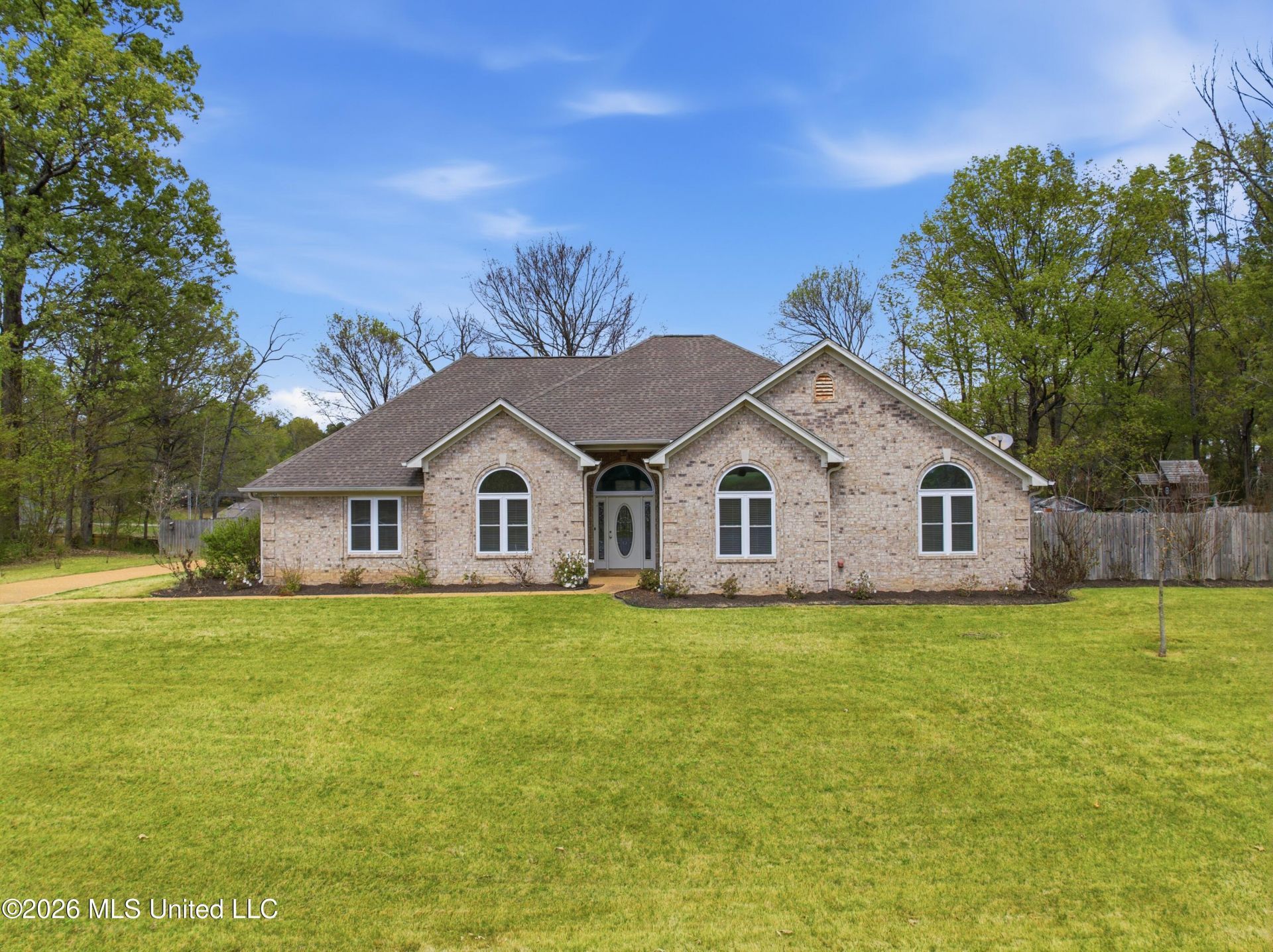 5562 Corey Cove, Horn Lake, MS 38637 Main Photo