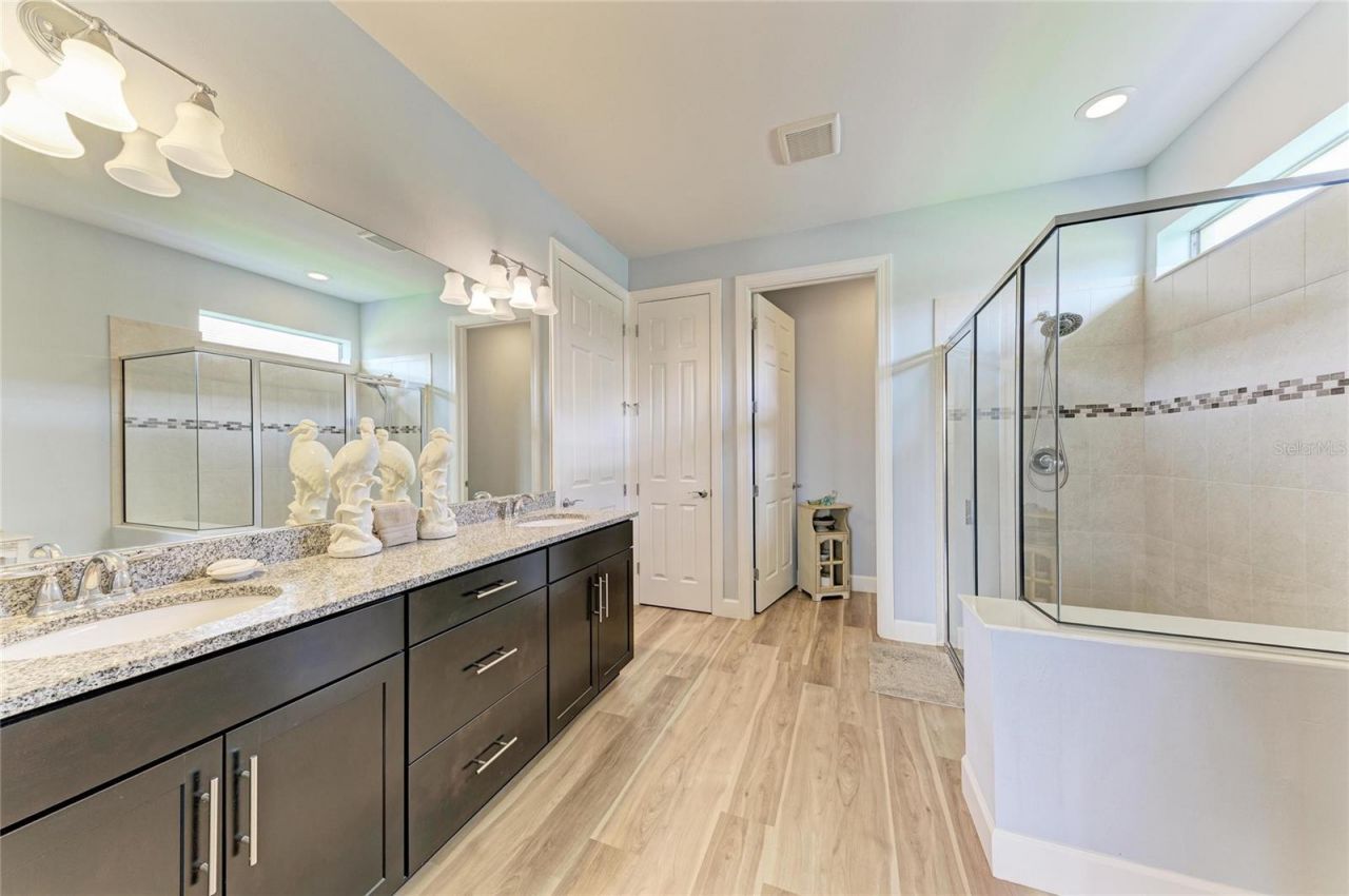 16915 Loudon Place, Bradenton, FL 34202 Photo