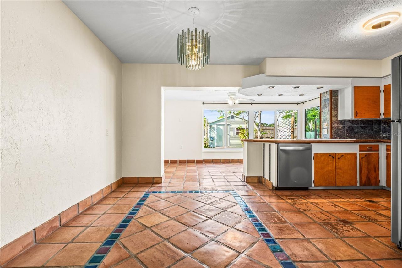 2717 Parma Street , Sarasota, FL 34231 Photo