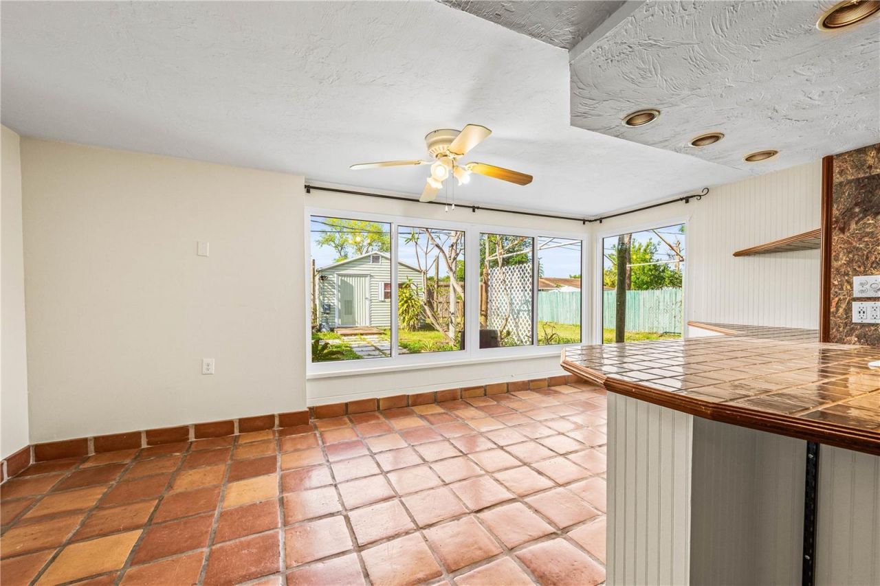 2717 Parma Street , Sarasota, FL 34231 Photo