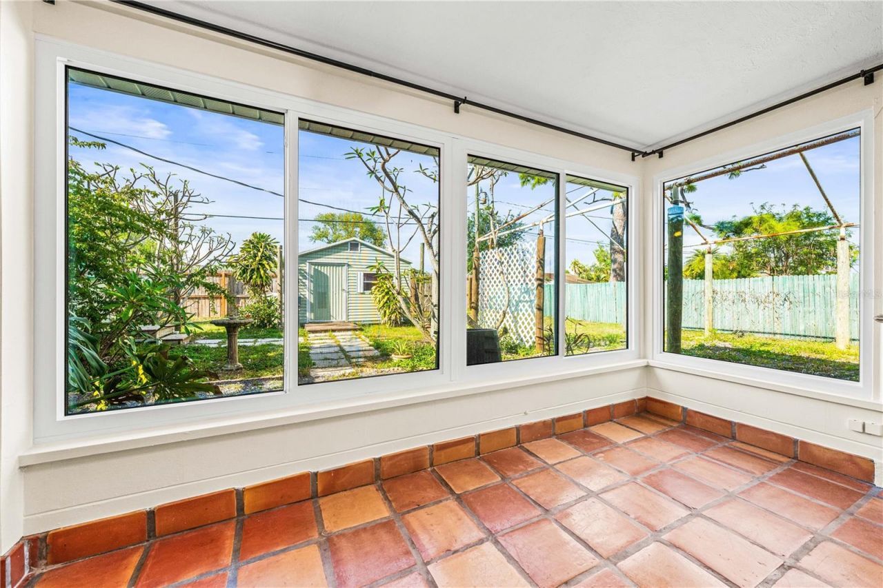 2717 Parma Street , Sarasota, FL 34231 Photo