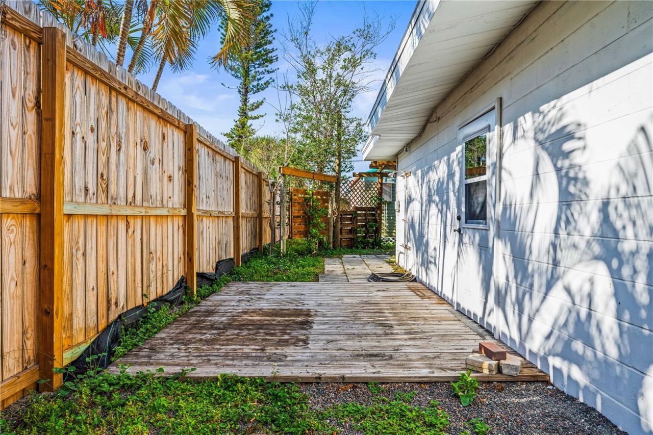 2717 Parma Street , Sarasota, FL 34231 Photo