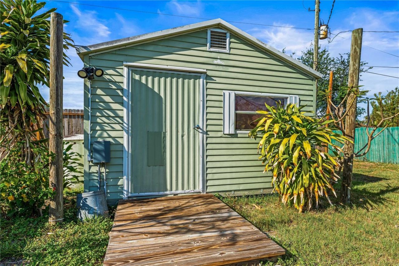 2717 Parma Street , Sarasota, FL 34231 Photo