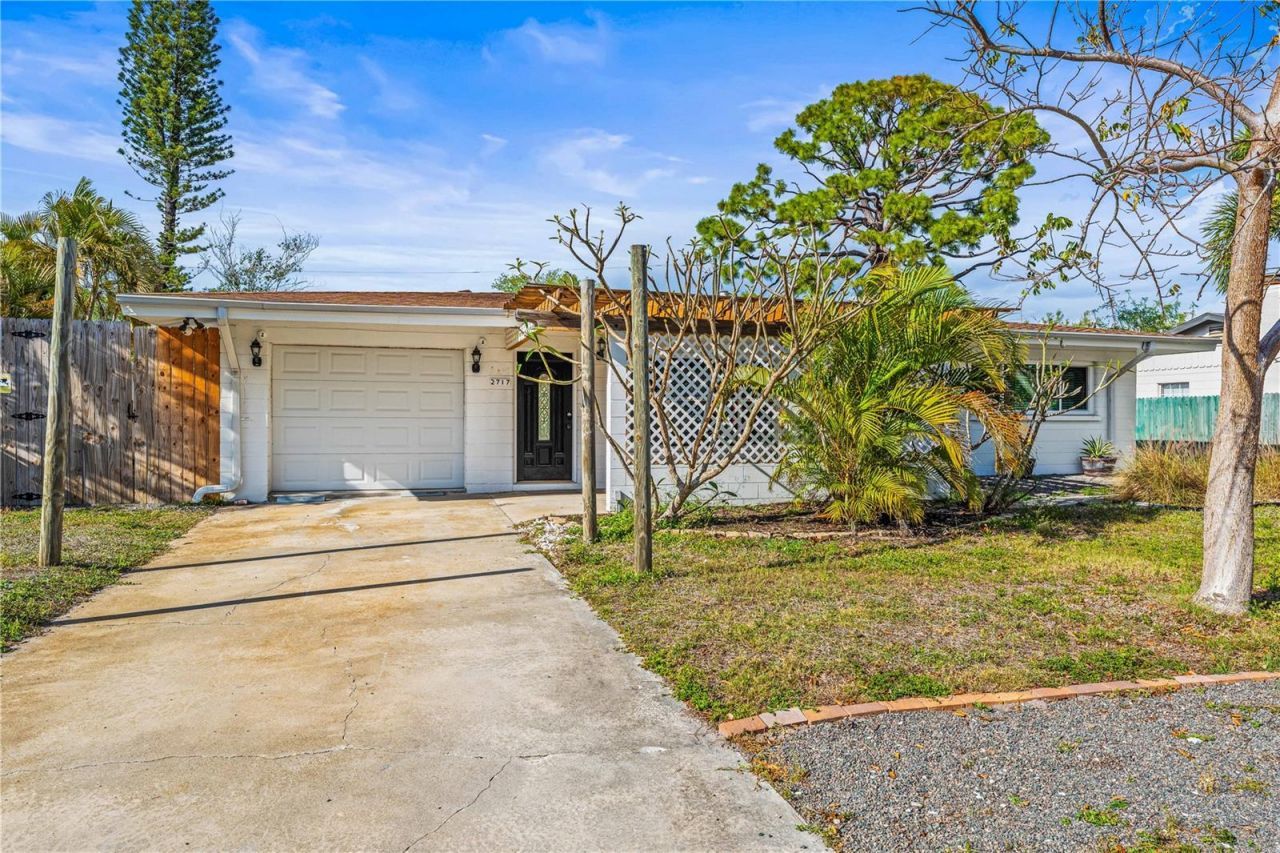 2717 Parma Street , Sarasota, FL 34231 Photo