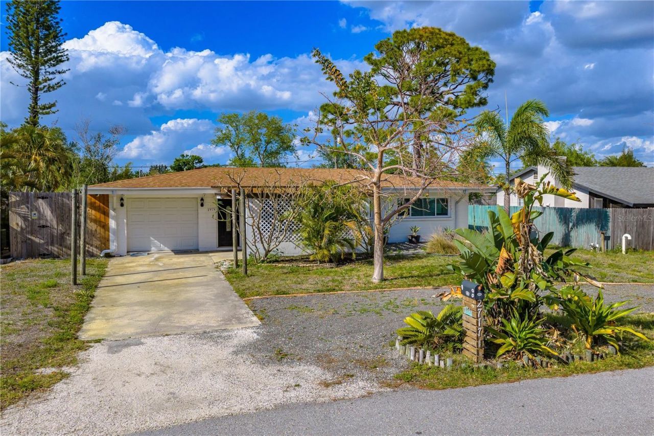 2717 Parma Street , Sarasota, FL 34231 Photo