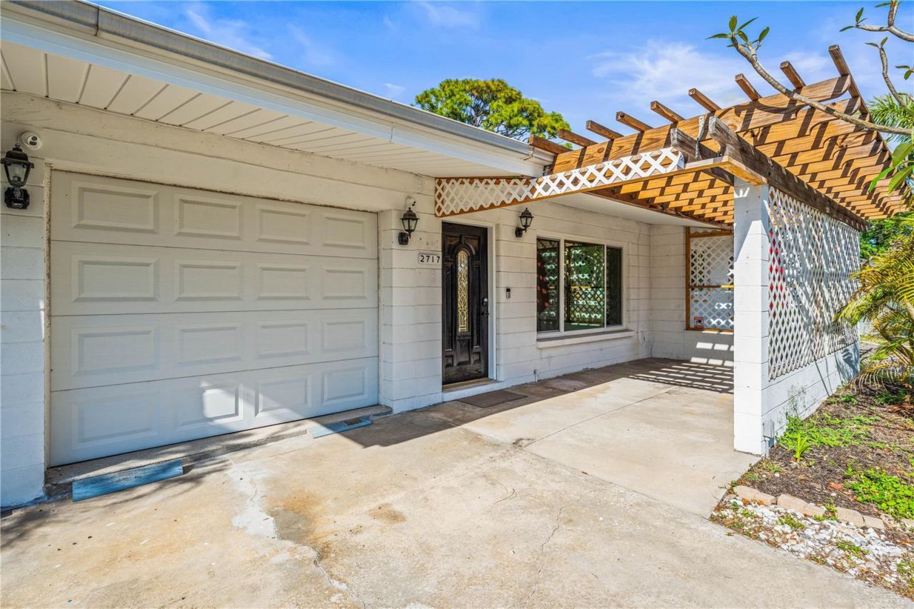 2717 Parma Street , Sarasota, FL 34231 Photo