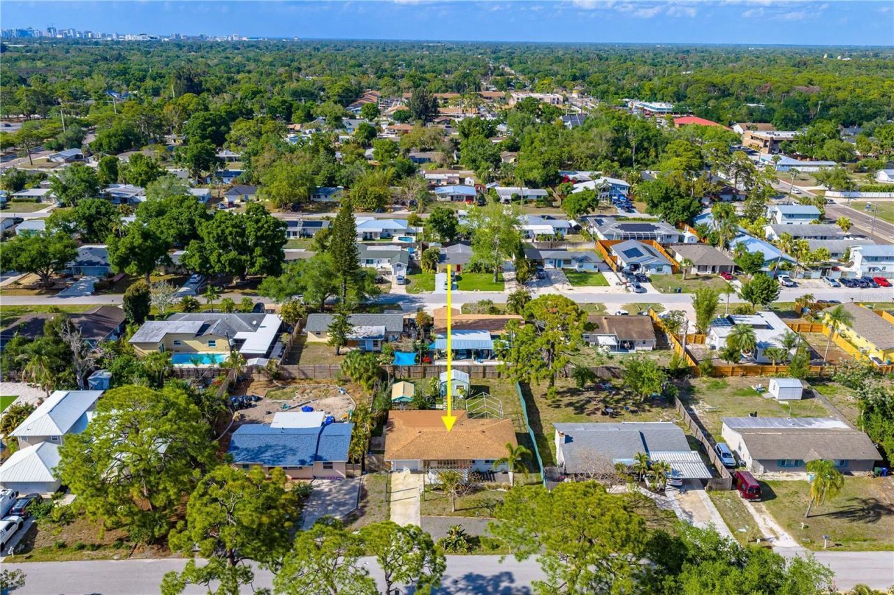 2717 Parma Street , Sarasota, FL 34231 Photo