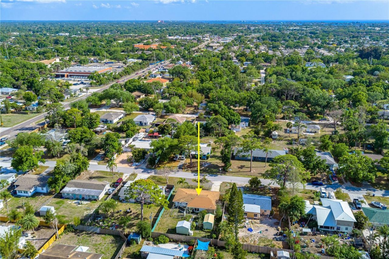 2717 Parma Street , Sarasota, FL 34231 Photo