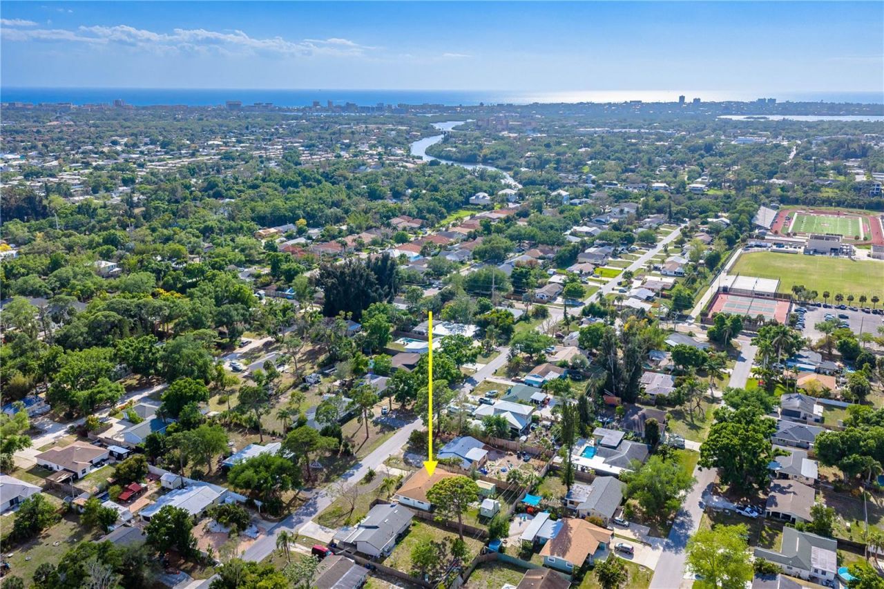 2717 Parma Street , Sarasota, FL 34231 Photo