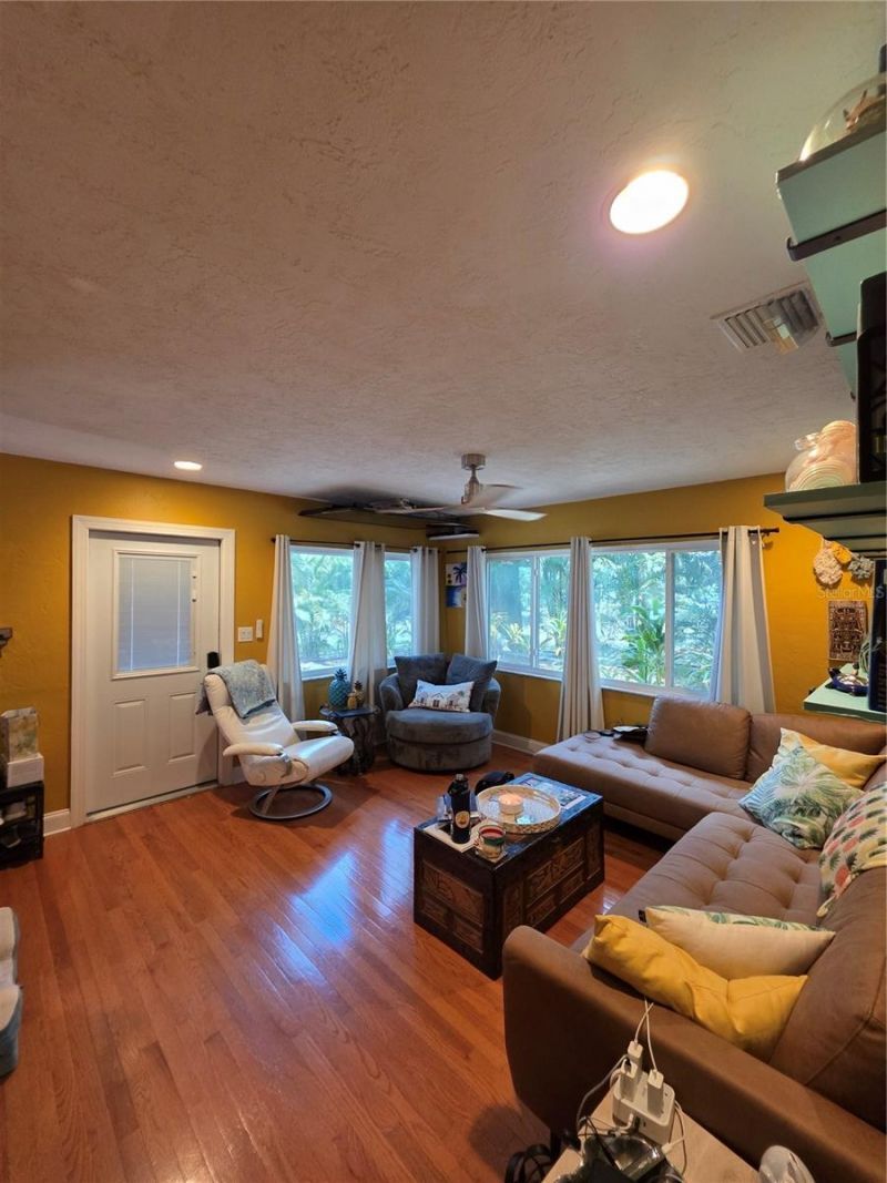 2200 8th Avenue N, Saint Petersburg, FL 33713 Photo