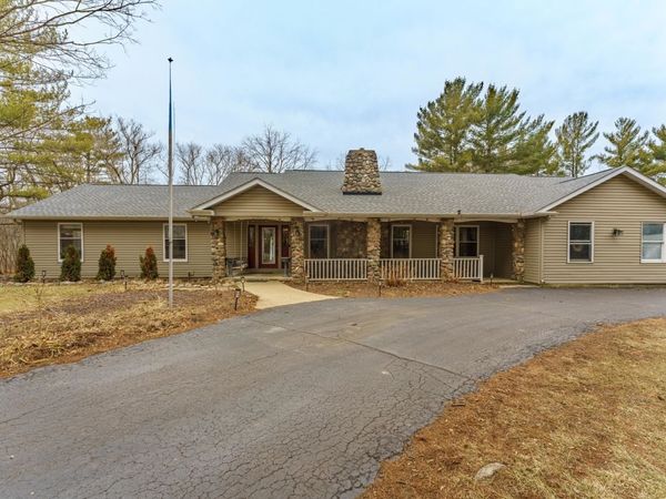 14103 Westwood Trail , Woodstock, IL 60098