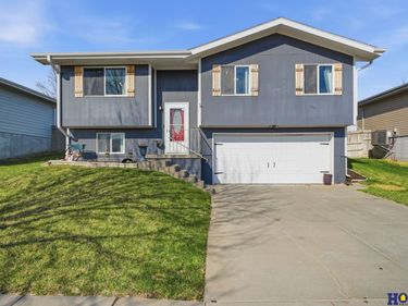 2111 NW 55th Street , Lincoln, NE 68528