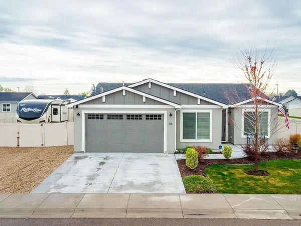 318 Red Rose St, Wilder, ID 83676