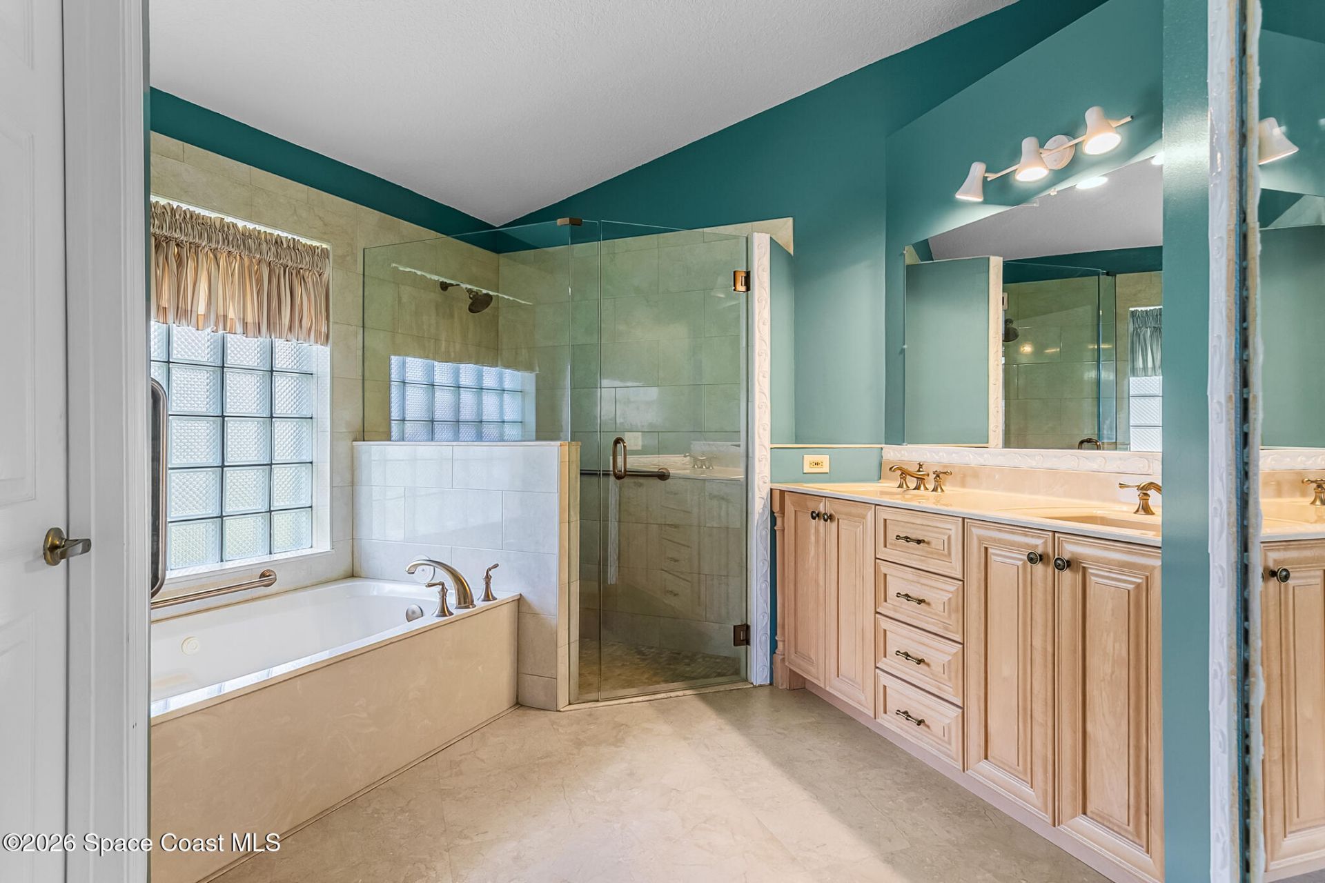 3958 Saint Armens Circle S , Melbourne, FL 32934 Photo