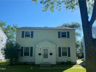 2301 Byrneway Drive, Toledo, OH 43614