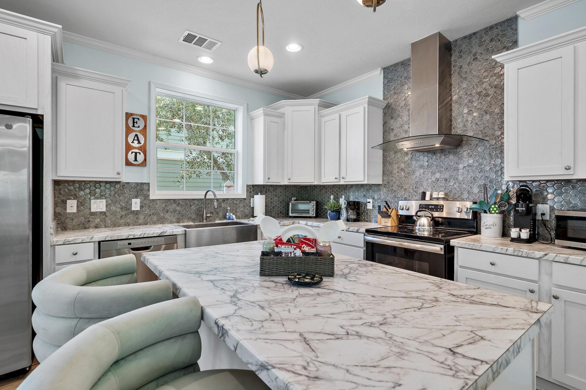 389 San Juan Avenue, Santa Rosa Beach, FL 32459 Main Photo