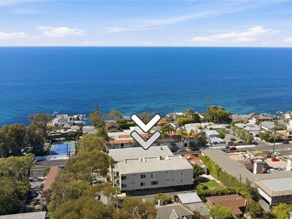 240 Moss Street, Unit 8, Laguna Beach, CA 92651