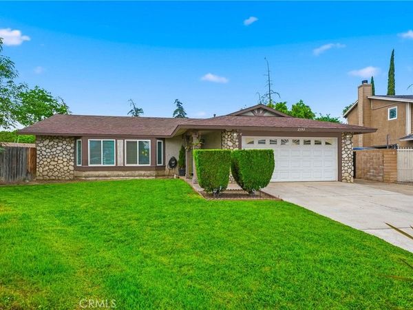 2395 W Chatka Lane, San Bernardino, CA 92410
