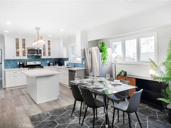 501 E Washington Avenue, Santa Ana, CA 92701