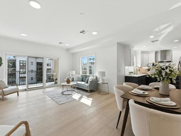 560 El Camino Real, Unit 201, San Carlos, CA 94070