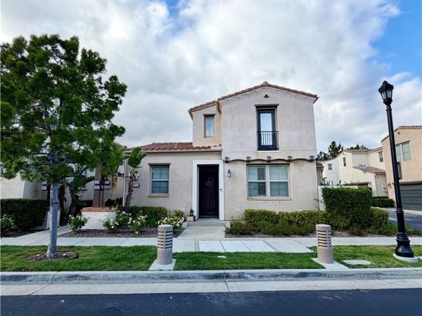20323 Livorno, Porter Ranch, CA 91326