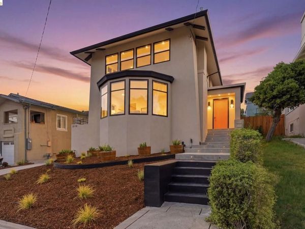 714 Walavista Ave, Oakland, CA 94610