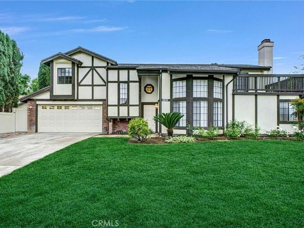 19620 Leadwell Street, Reseda, CA 91335