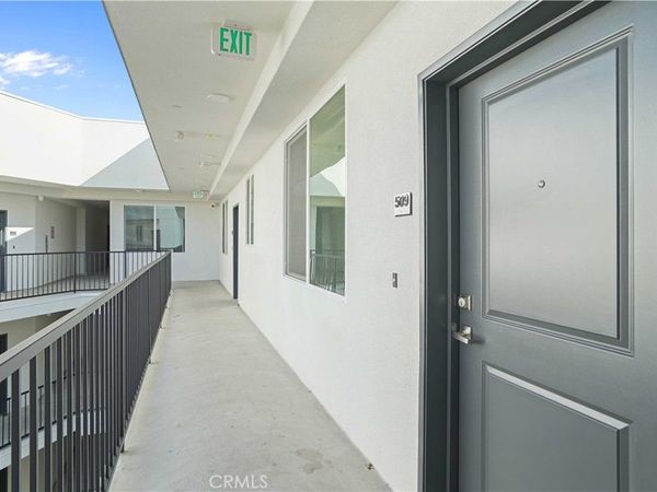 8750 Sepulveda Boulevard, Unit 301, North Hills, CA 91343