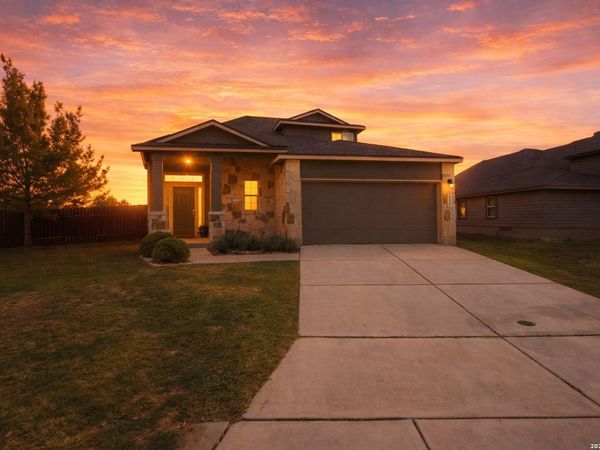 2239 Clover, New Braunfels, TX 78130