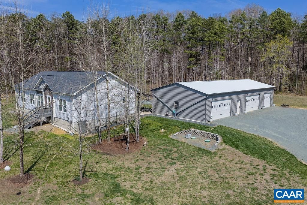 7246 THREE NOTCH RD , Louisa, VA 23093
