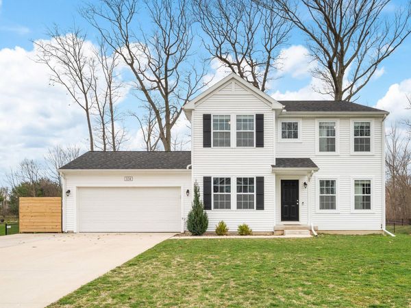 1134 Sonoma Court, Baroda, MI 49101