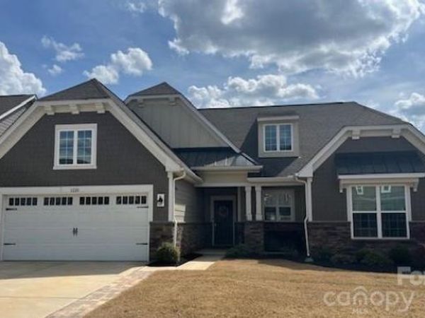 1228 Dali Boulevard , Mount Holly, NC 28120
