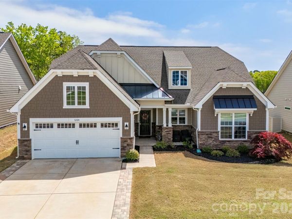 1228 Dali Boulevard, Mount Holly, NC 28120