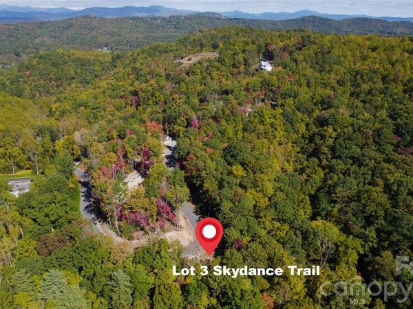 106 Skydance Trail, Hendersonville, NC 28739
