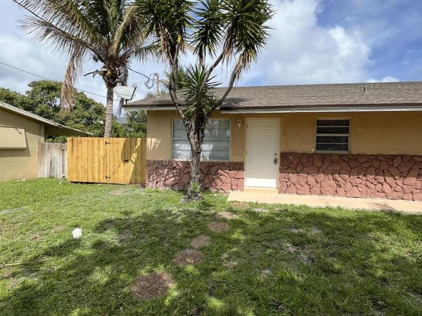 1045 Miami Boulevard, Delray Beach, FL 33483