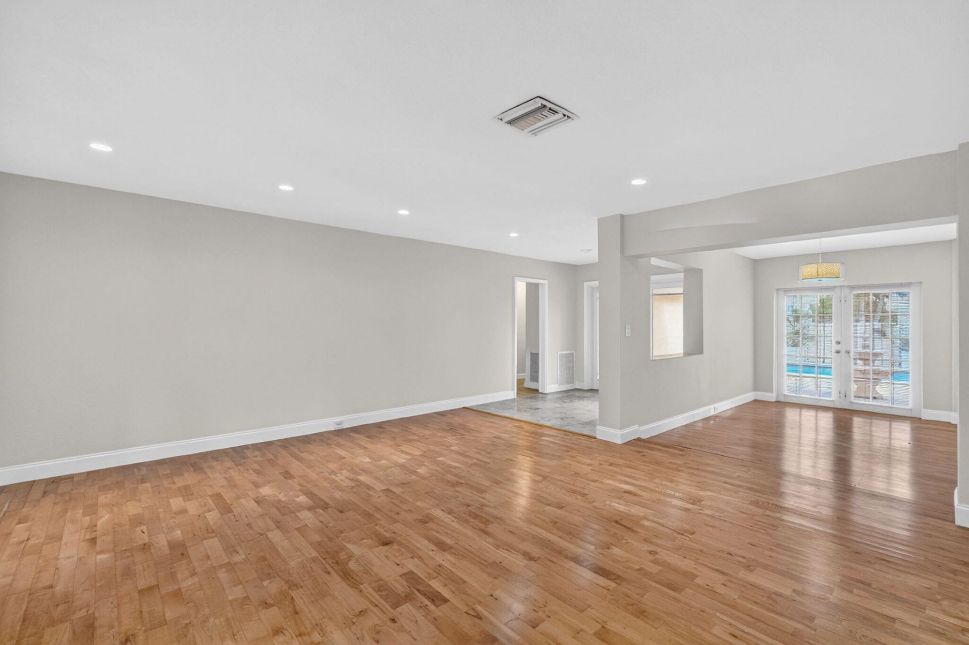 2213 NE 16th Street, Fort Lauderdale, FL 33304 Photo