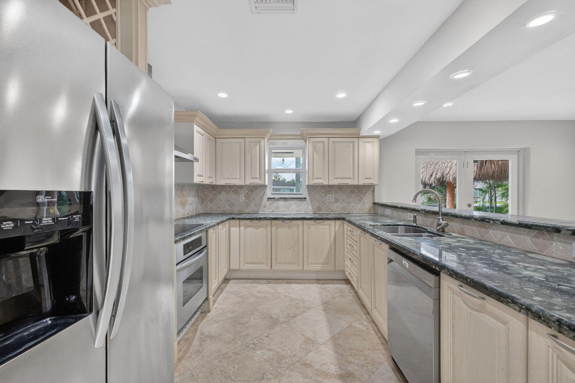 2213 NE 16th Street, Fort Lauderdale, FL 33304 Photo