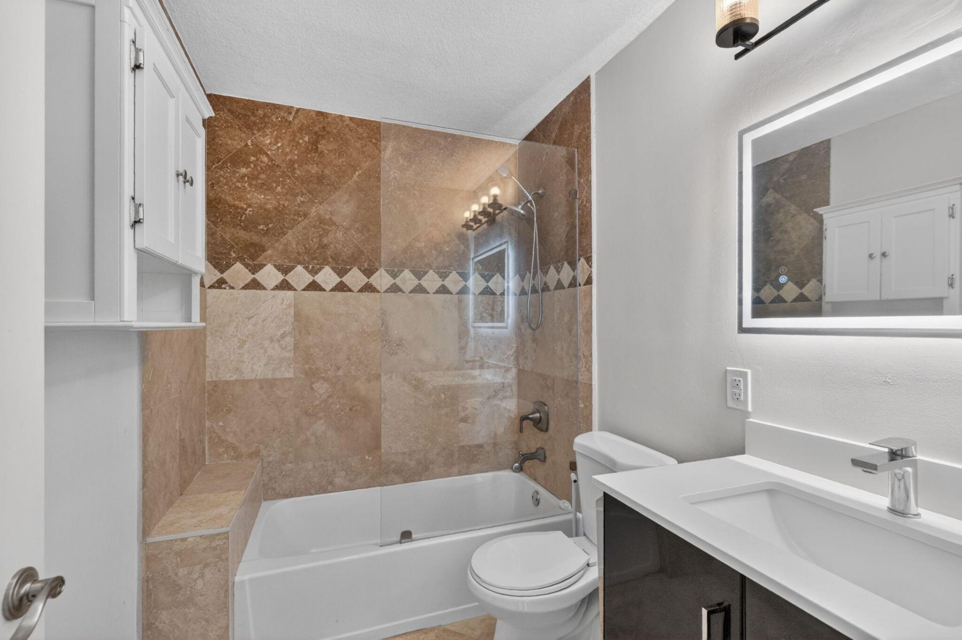 2213 NE 16th Street, Fort Lauderdale, FL 33304 Photo