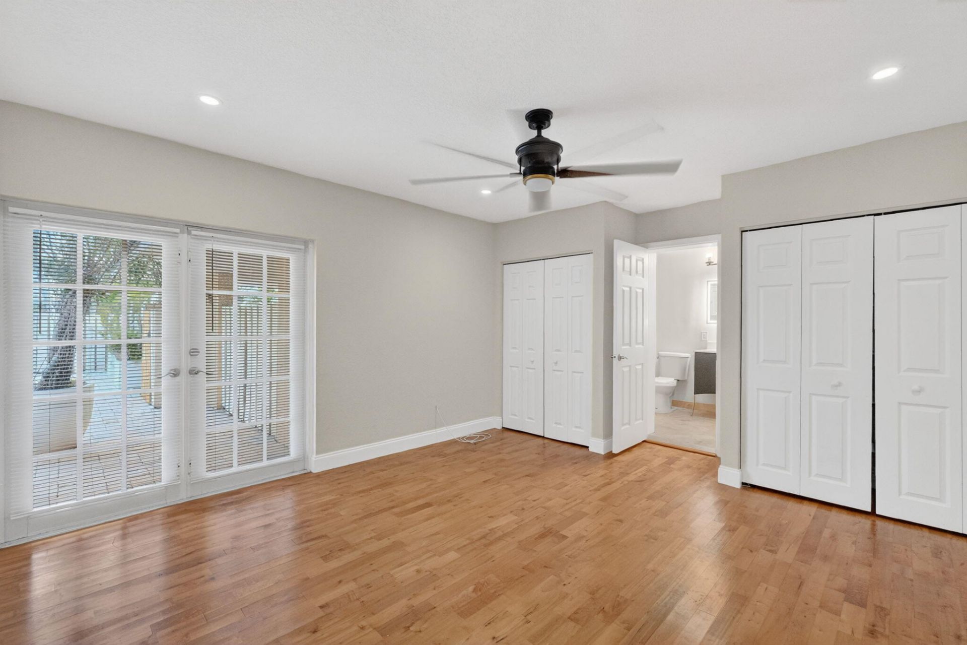 2213 NE 16th Street, Fort Lauderdale, FL 33304 Photo