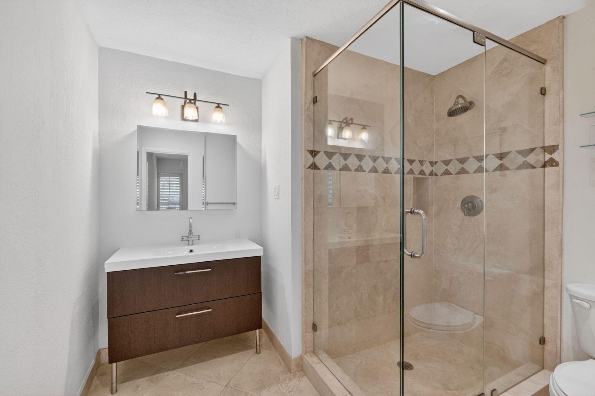 2213 NE 16th Street, Fort Lauderdale, FL 33304 Photo