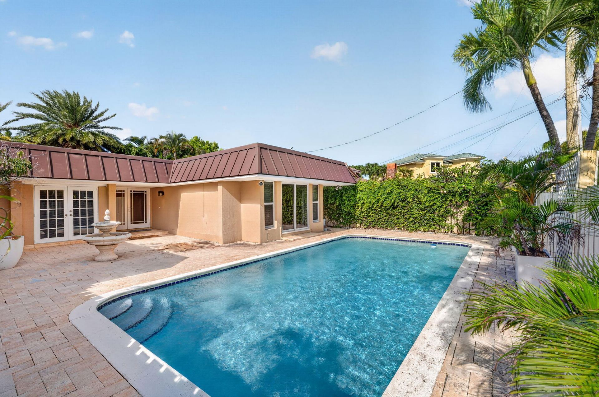 2213 NE 16th Street, Fort Lauderdale, FL 33304 Photo