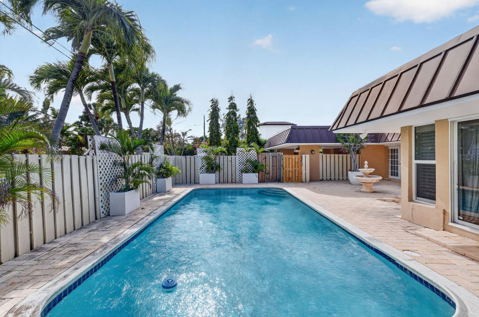 2213 NE 16th Street, Fort Lauderdale, FL 33304 Photo