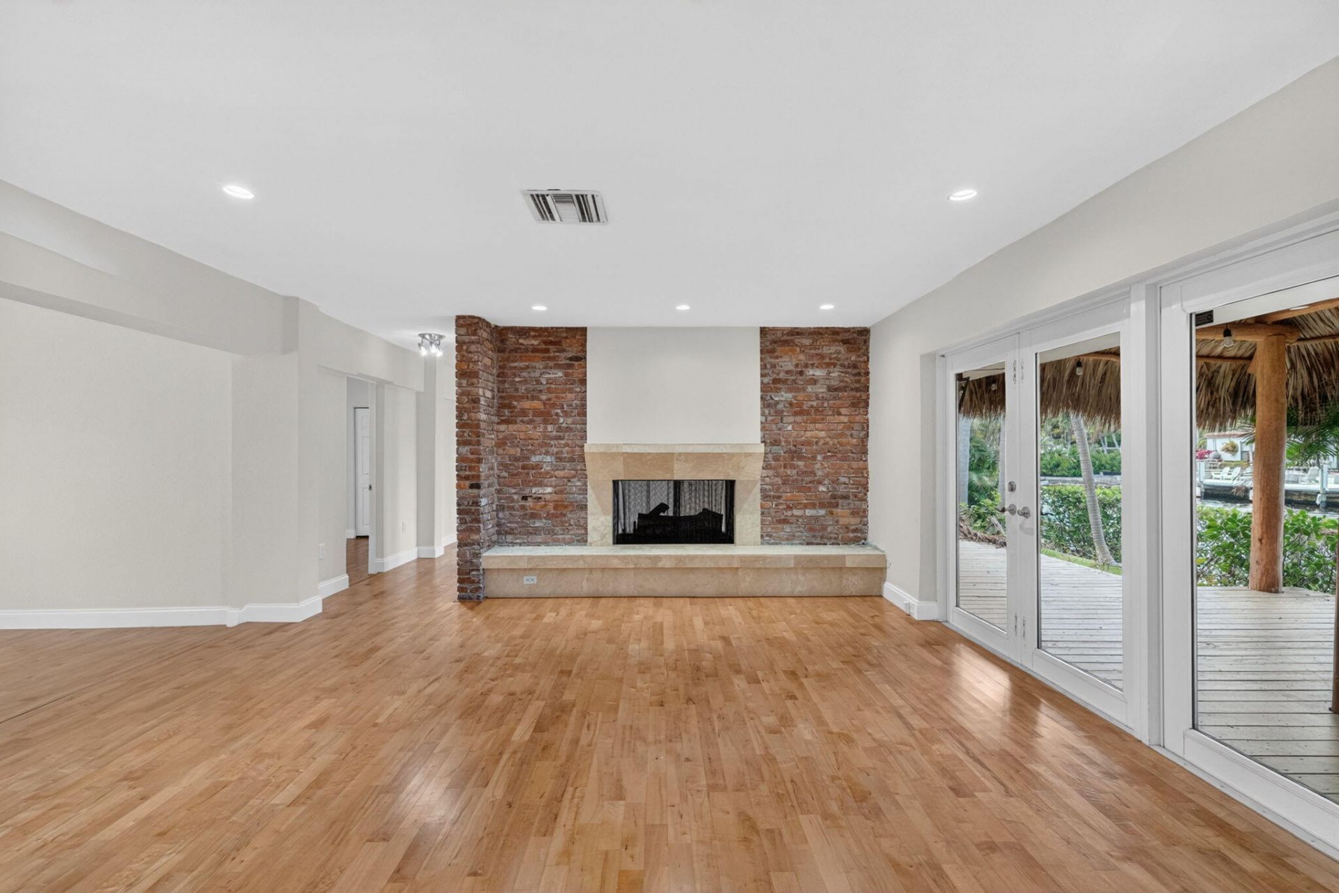 2213 NE 16th Street, Fort Lauderdale, FL 33304 Photo