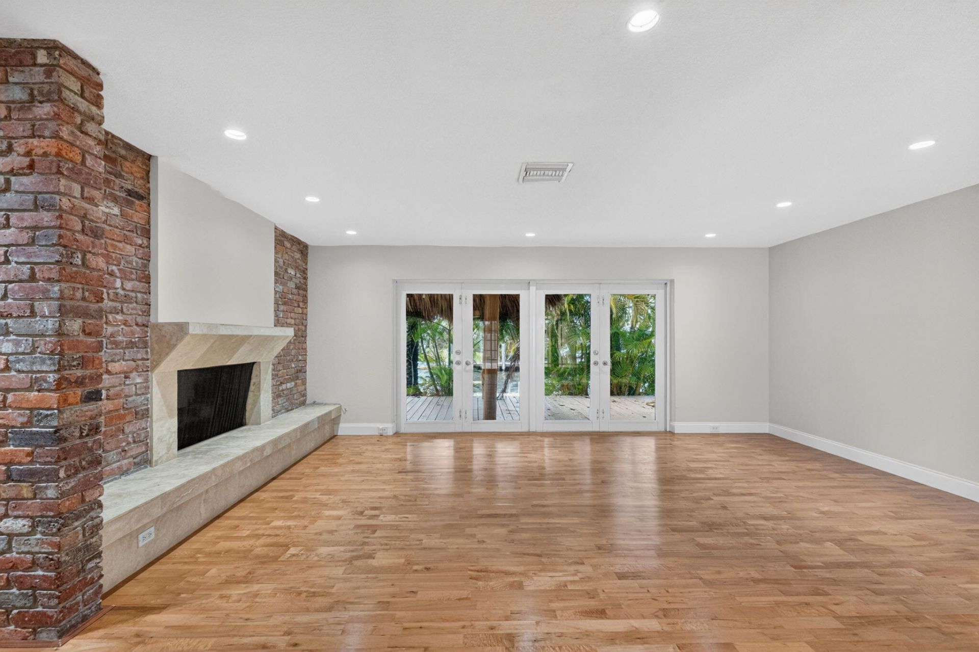 2213 NE 16th Street, Fort Lauderdale, FL 33304 Photo