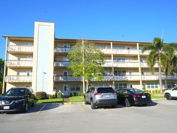 401 Southampton A, Unit 401, West Palm Beach, FL 33417