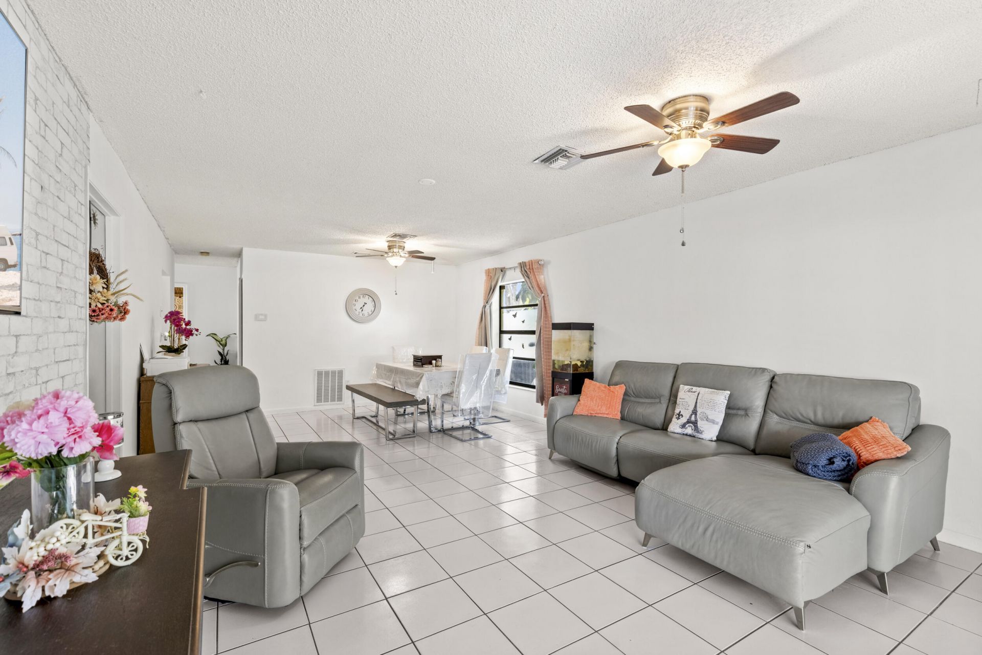 5388 Mendoza Street, Unit 88-b, West Palm Beach, FL 33415 Photo