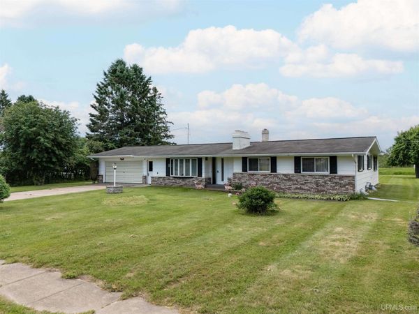 4 19th Street, Caspian, MI 49915