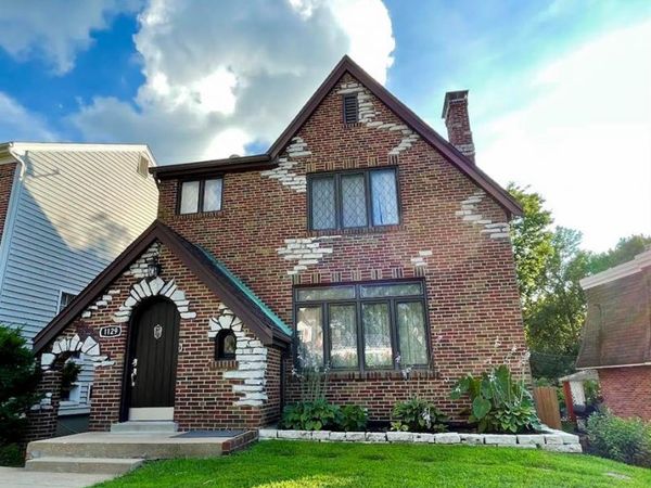 1129 Terrace Drive , Richmond Heights, MO 63117