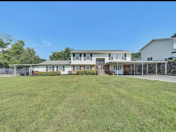 3707 Springvale ST SE, Roanoke, VA 24014