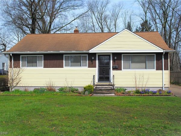 22990 Virginia Avenue , North Olmsted, OH 44070